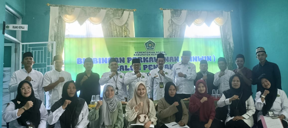 Cegah Terjadinya Keretakan Rumah Tangga Pengantin Baru Kementerian Agama Kepahiang Berikan Bimwin Khusus Puluhan Catin 4 BINWIN : Panpel Binwin KUA Bermani Ilir