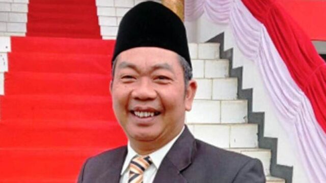 Dirut PDAM Ratu Samban