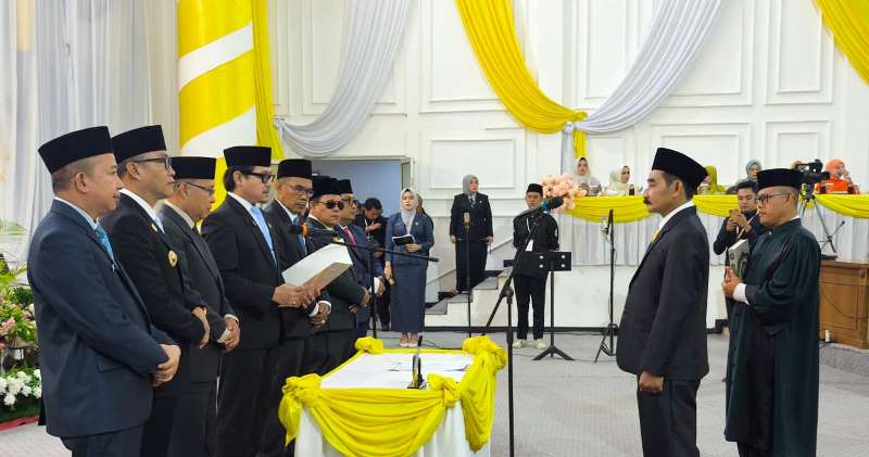 Ahmad Nedi Dilantik Sebagai Anggota DPRD Kepahiang, Ketua DPRD Pimpin Paripurna 4 PAW 4