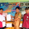 Kades Taba Padang Yoyon dalam penyerahan dokumen terkait pra pelaksanaan kegiatan tahun anggaran 2026